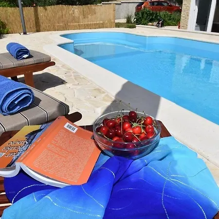 Strandnahes, Ruhig Gelegenes Mit Eigenem Pool Auf Der Insel Hotel